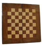 میز شطرنج و تخته نرد